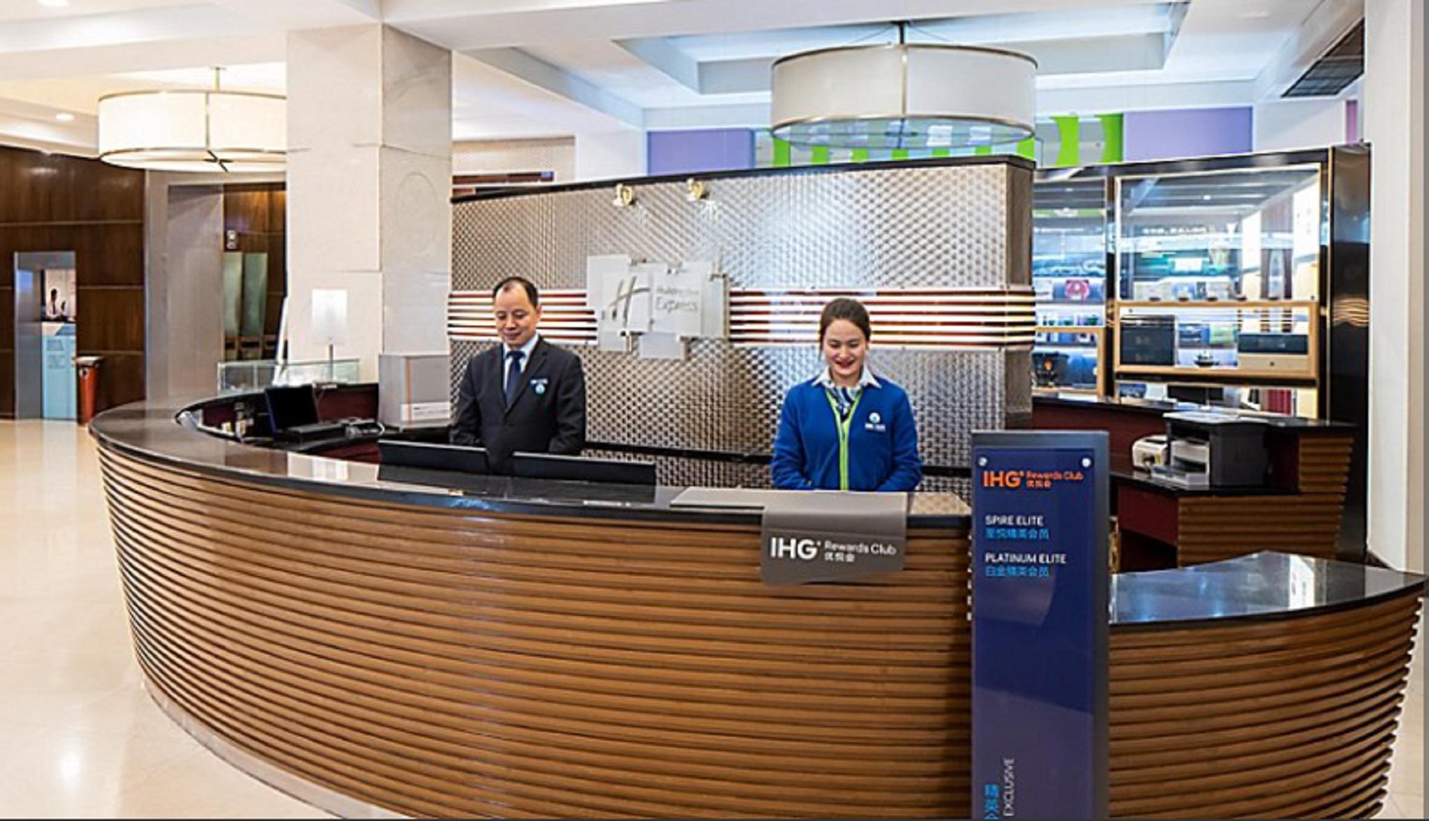Holiday Inn Express Zhengzhou Zhongzhou By Ihg Exterior photo