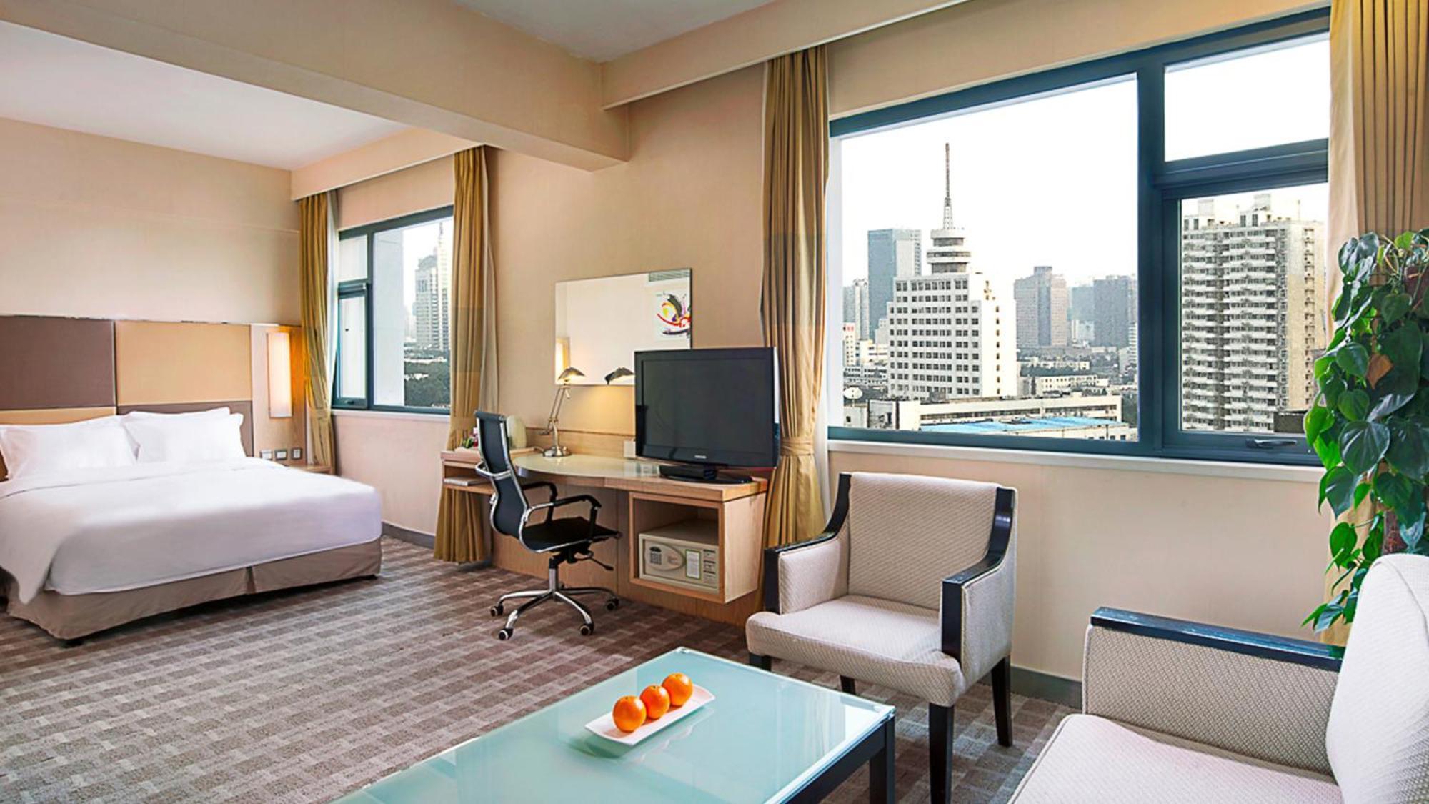 Holiday Inn Express Zhengzhou Zhongzhou By Ihg Exterior photo