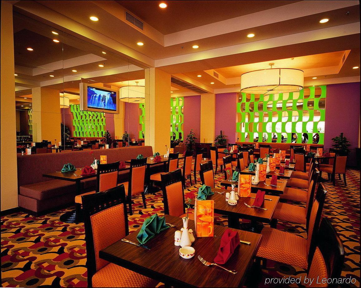 Holiday Inn Express Zhengzhou Zhongzhou By Ihg Restaurant photo